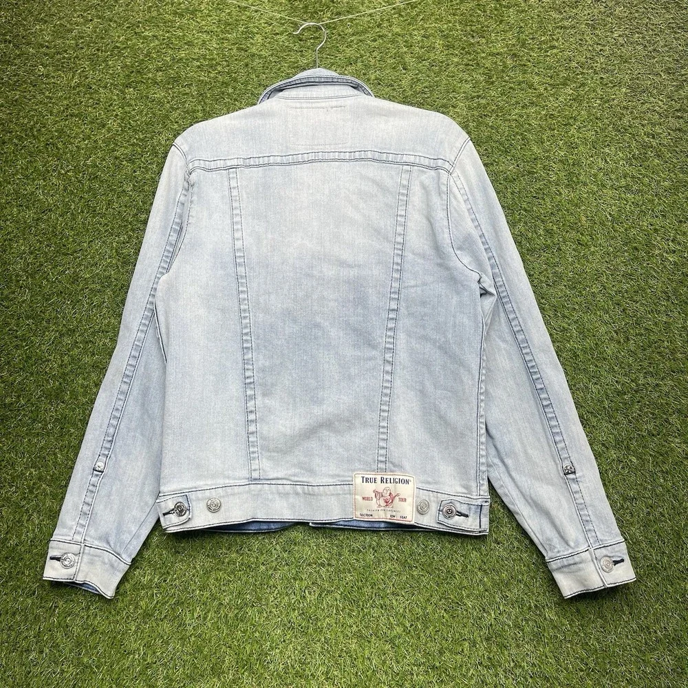 True Religion Trucker Jacket Mens Small 15426-00 Cotton Light Wash Denim Button